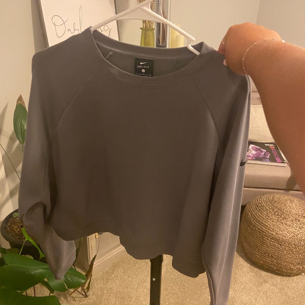 Nike Workout Cropped Sweatshirt